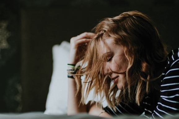 a Woman's Natural Guide to Pain-Free Periods