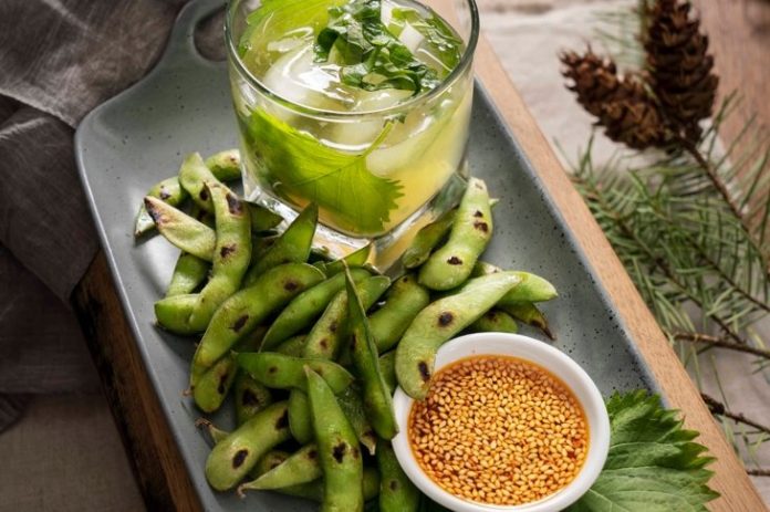 edamame-green-tea-sipper.jpg